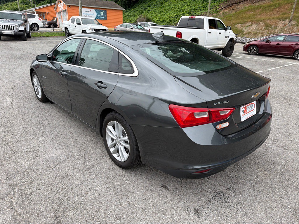 2018 Chevrolet Malibu Image 5