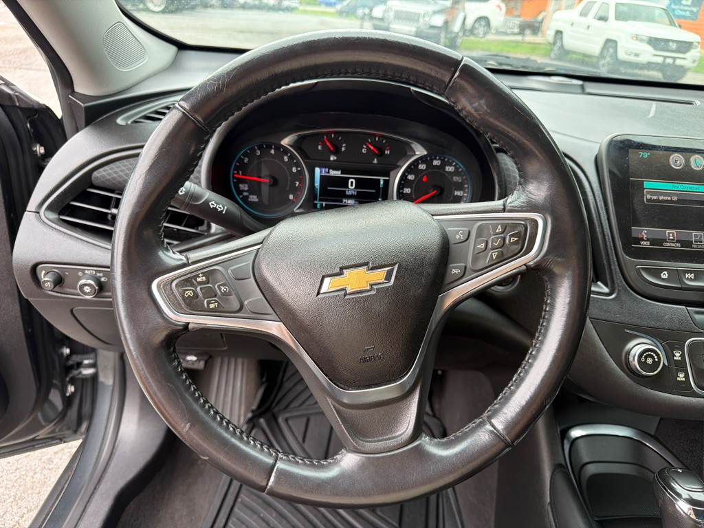 2018 Chevrolet Malibu Image 12