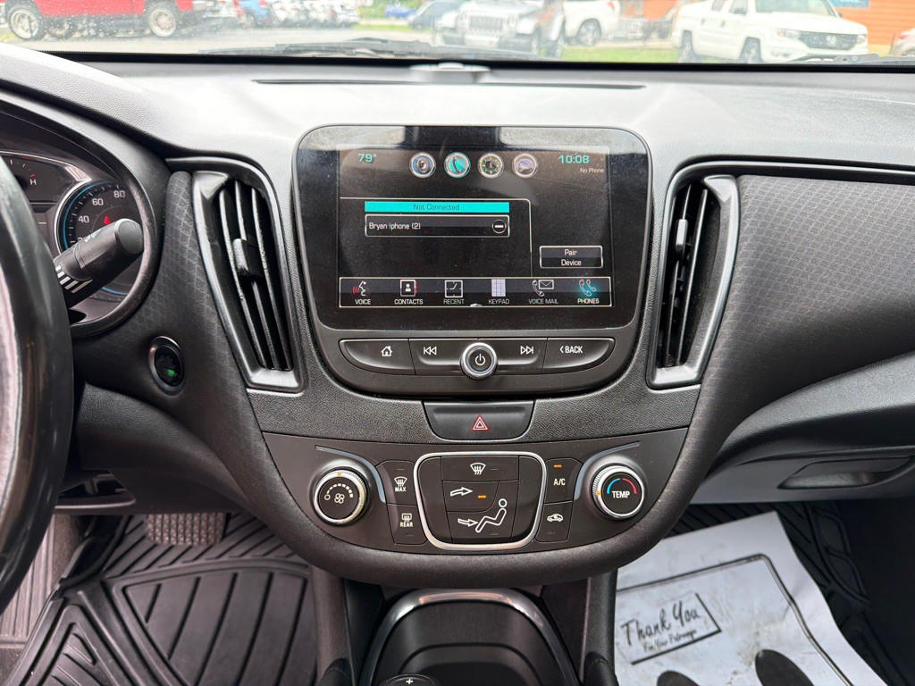 2018 Chevrolet Malibu Image 15