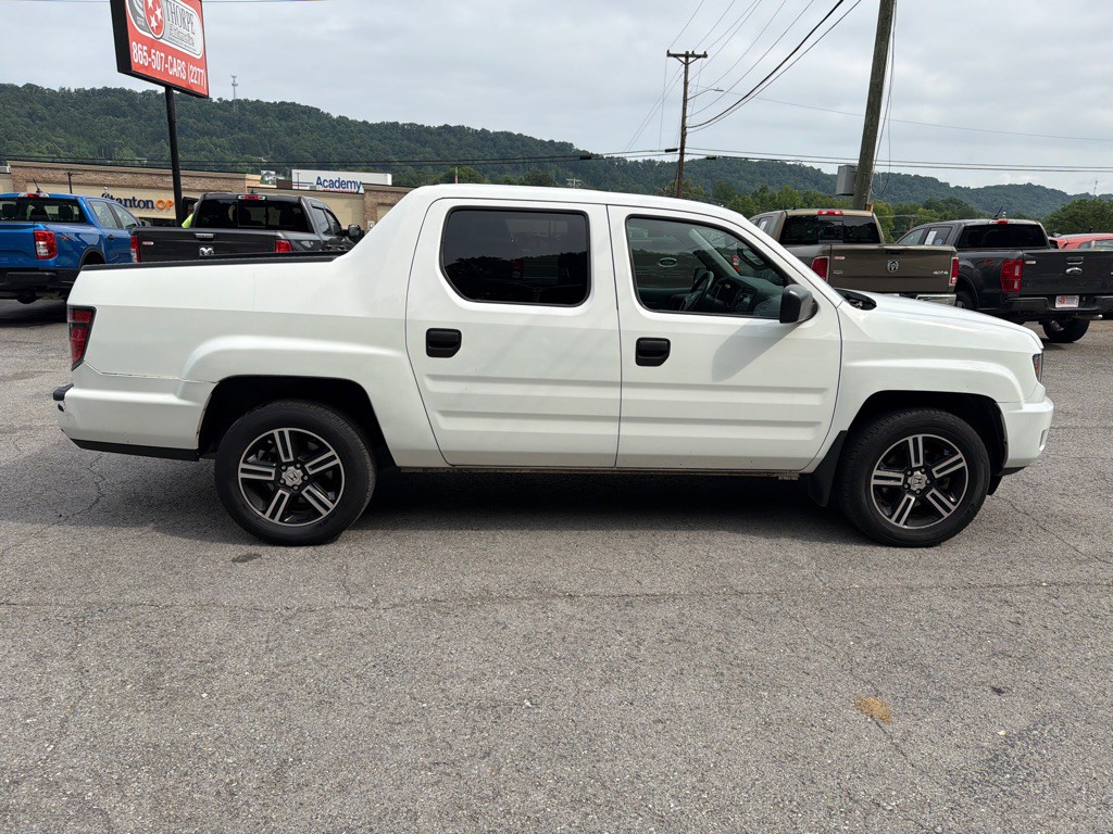 2013 Honda Ridgeline Image 8
