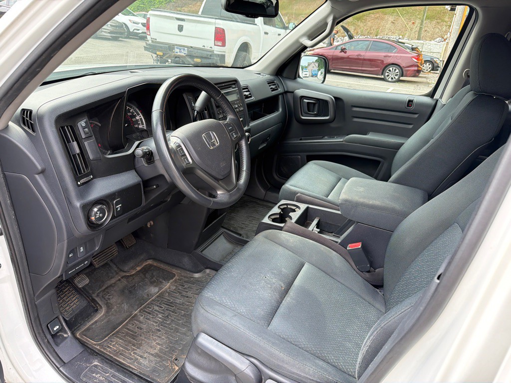 2013 Honda Ridgeline Image 10