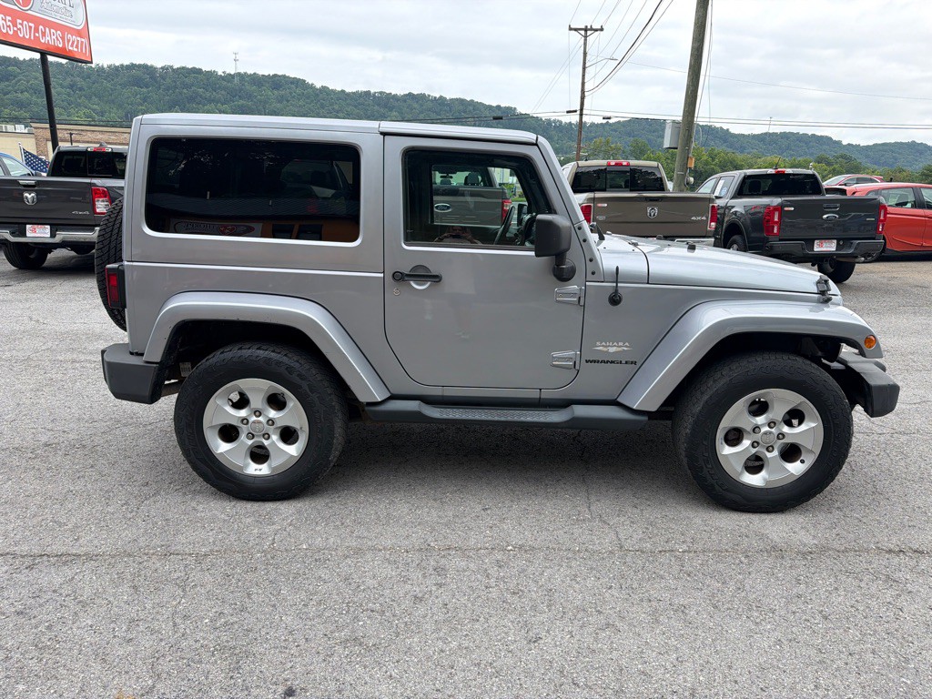 2014 Jeep Wrangler Image 8