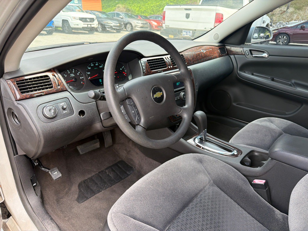 2016 Chevrolet Impala Image 10