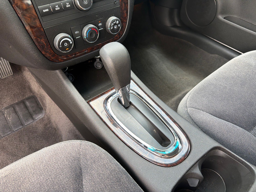 2016 Chevrolet Impala Image 17