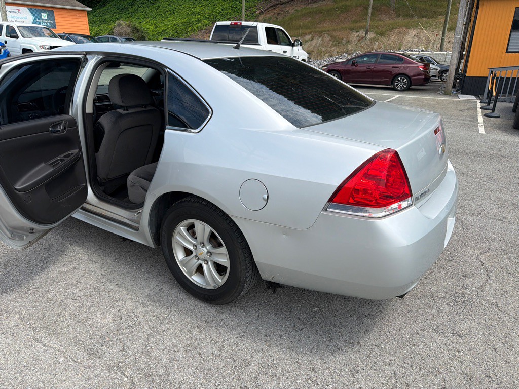 2016 Chevrolet Impala Image 24