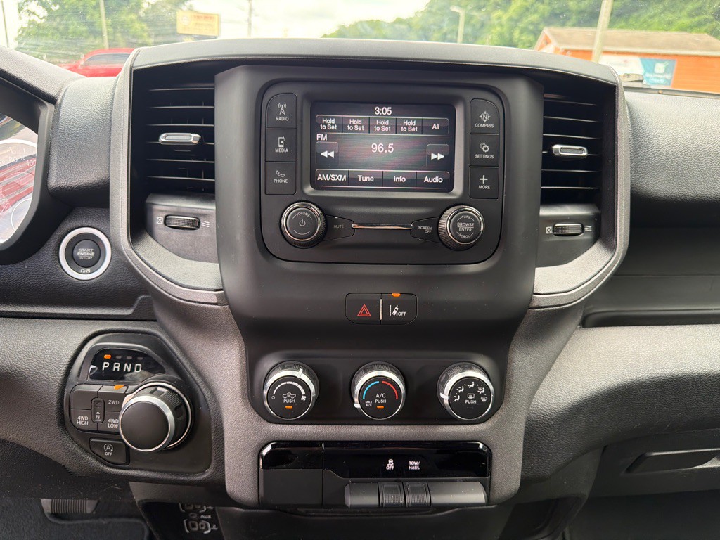 2023 RAM 1500 Image 18