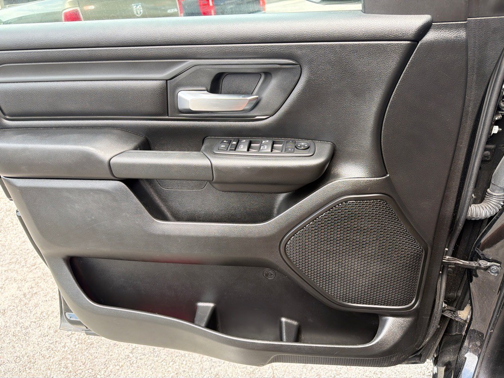 2023 RAM 1500 Image 21
