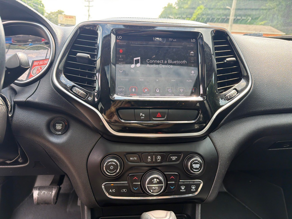 2019 Jeep Cherokee Image 16