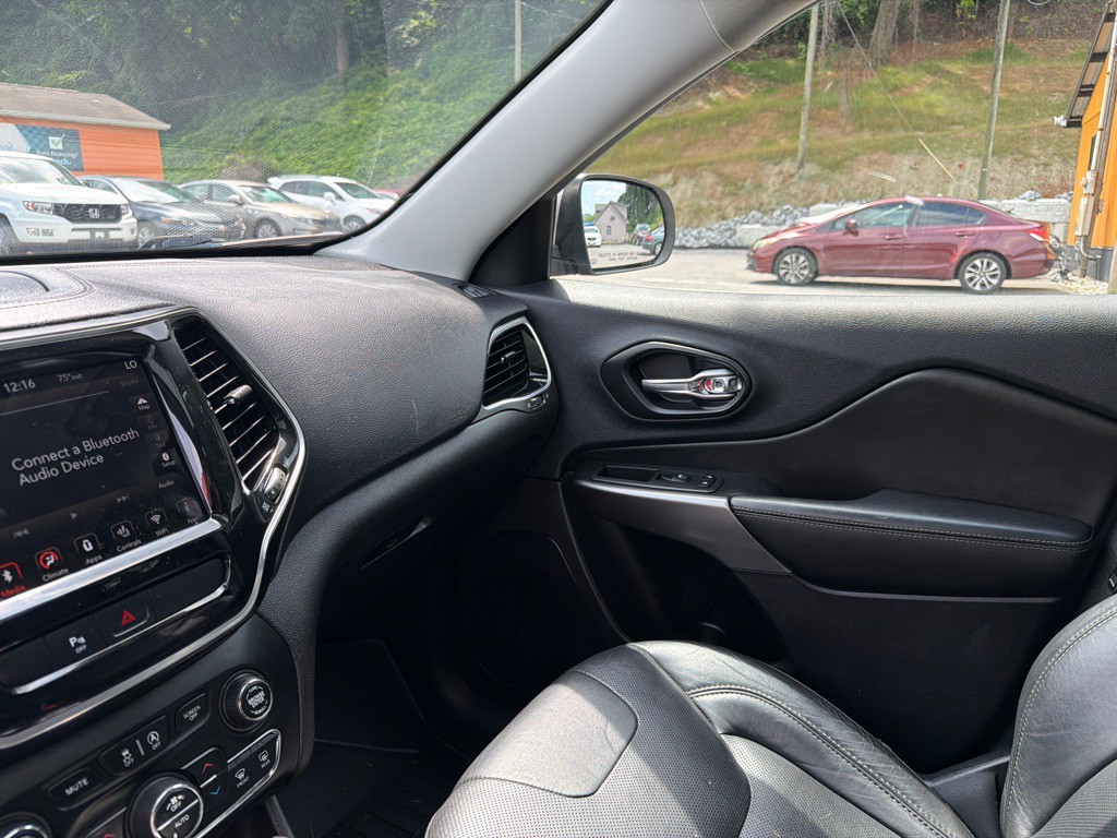 2019 Jeep Cherokee Image 19