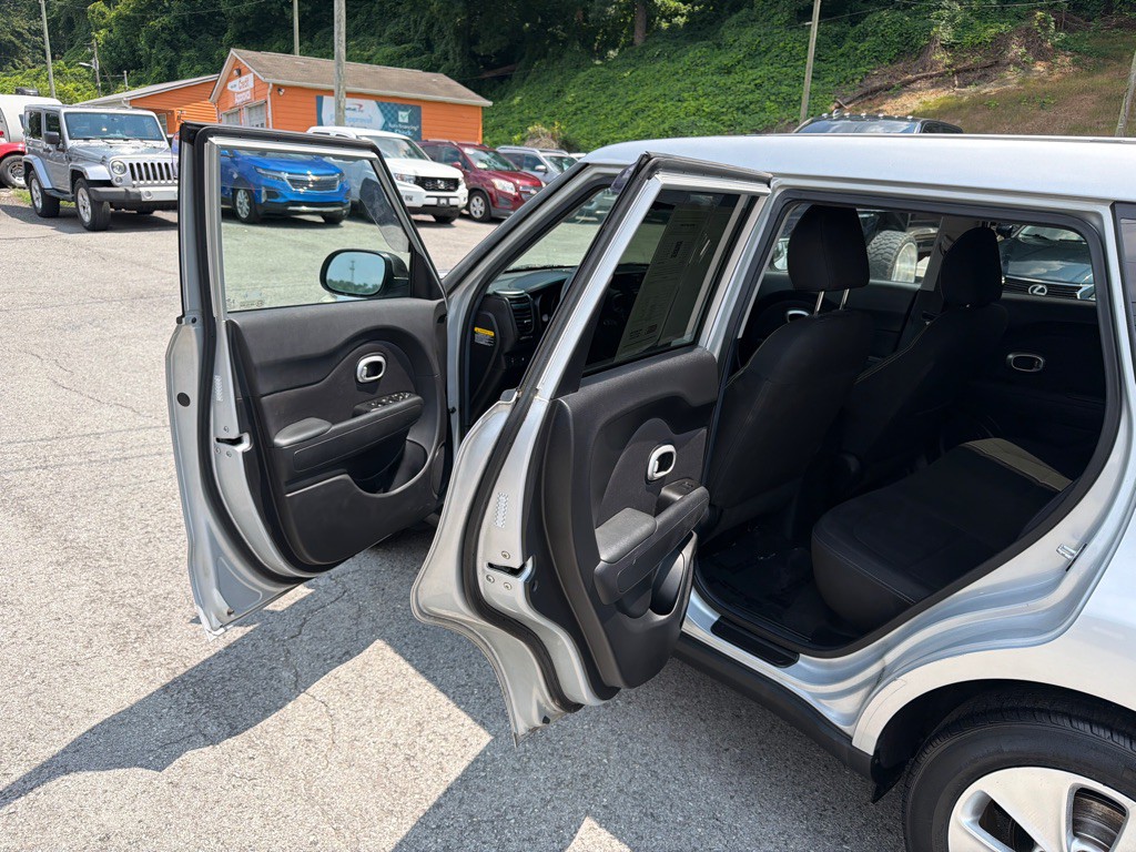 2015 Kia Soul Image 23