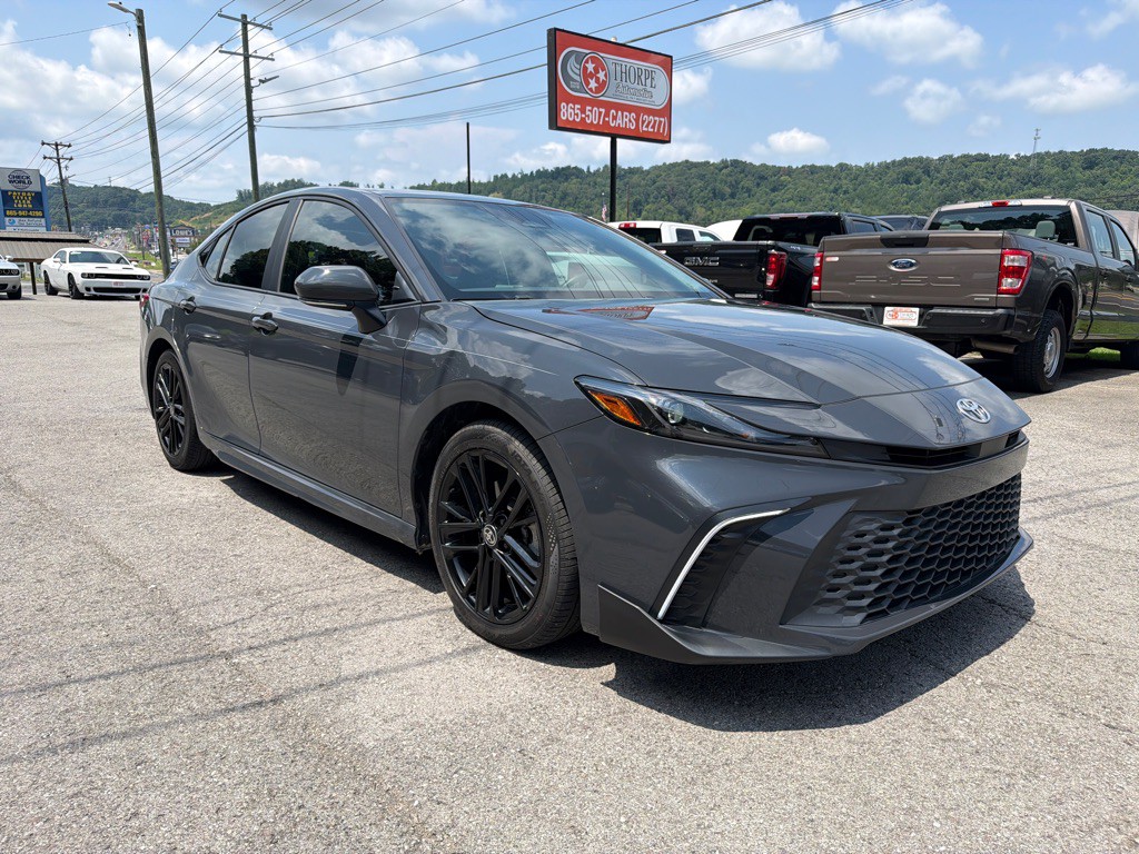 2025 Toyota Camry Image 1