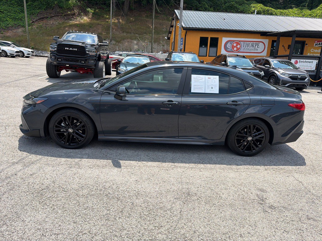 2025 Toyota Camry Image 4
