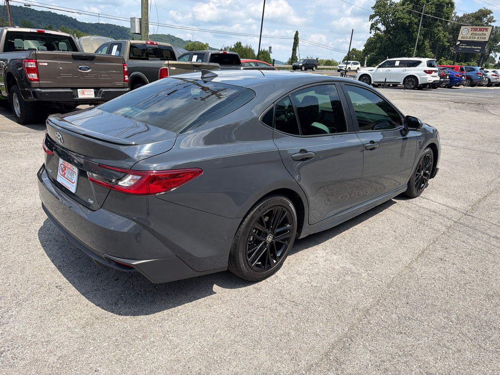 2025 Toyota Camry Image 7