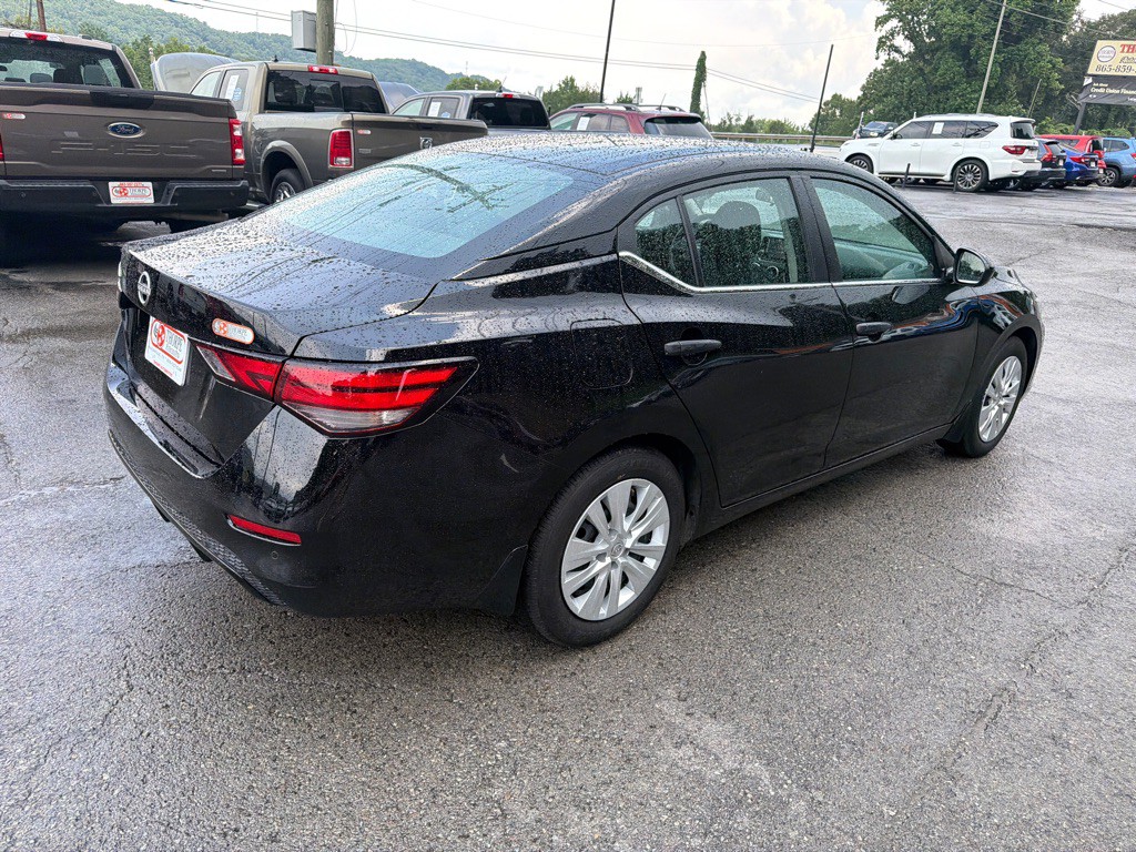 2025 Nissan Sentra Image 7