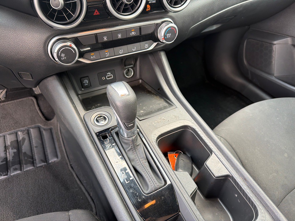 2025 Nissan Sentra Image 17