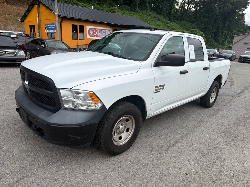 2021 RAM 1500 Image 3