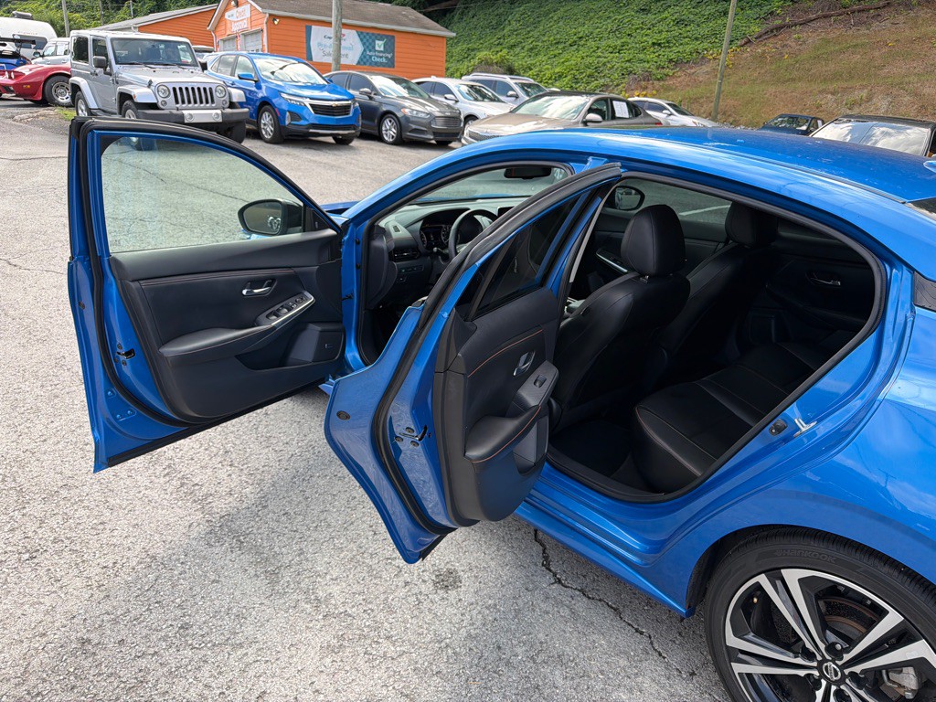 2020 Nissan Sentra Image 16