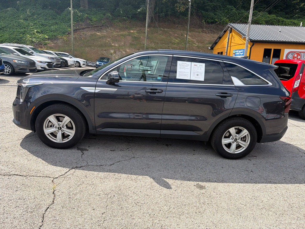 2026 Kia Sorento Image 4
