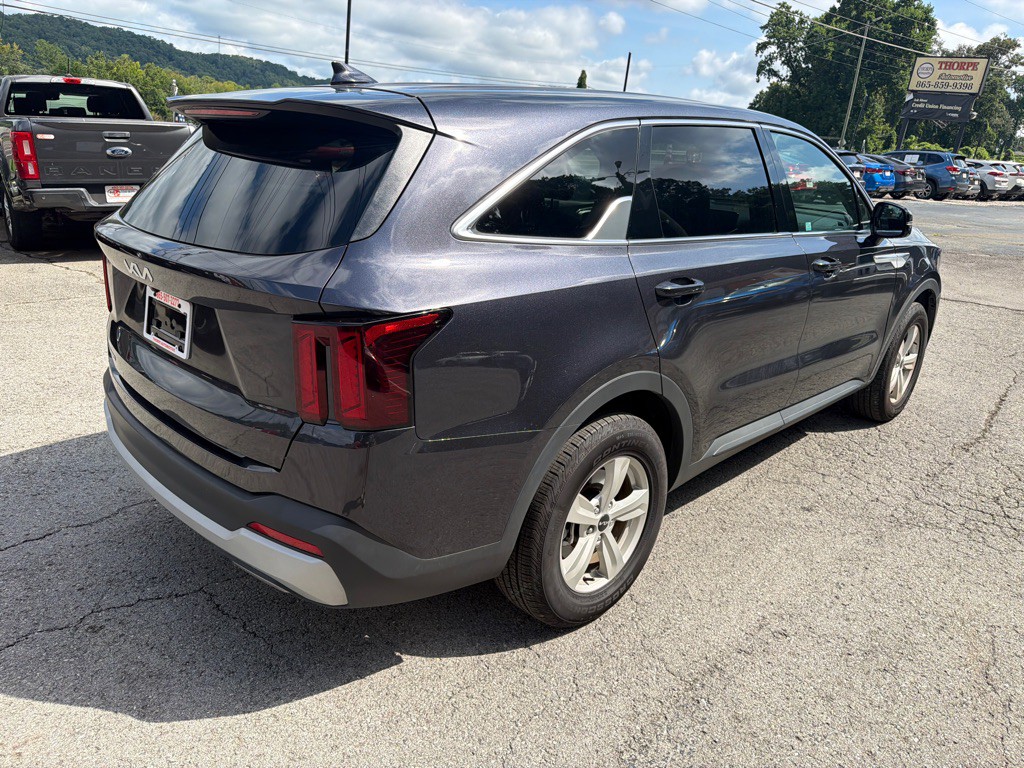2026 Kia Sorento Image 7