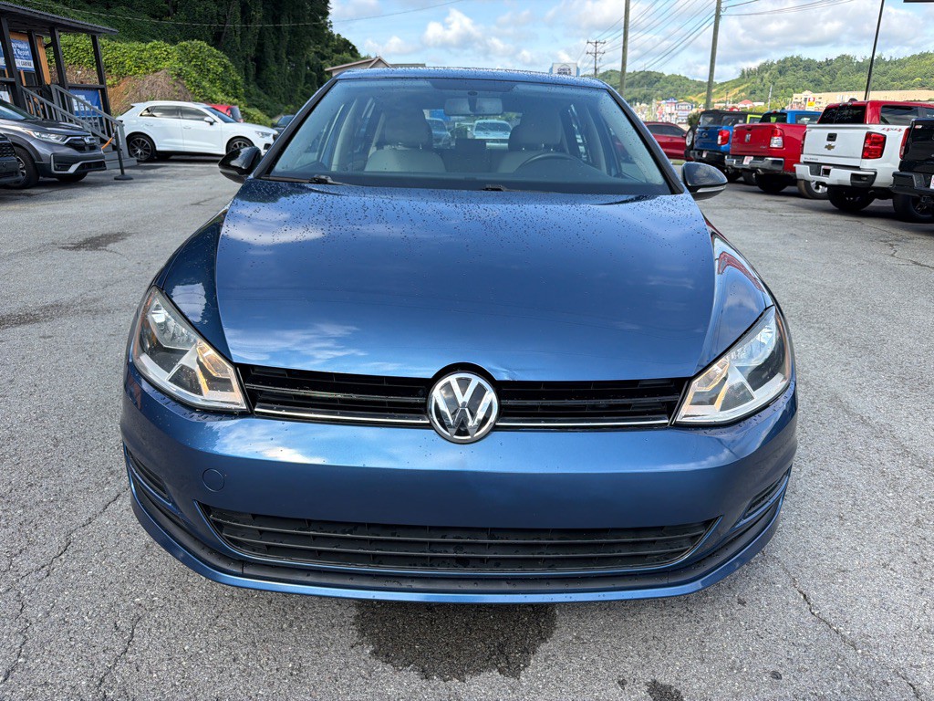 2016 Volkswagen Golf Image 2
