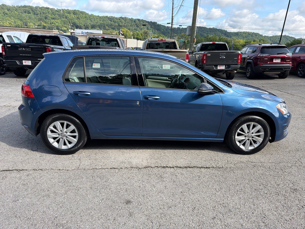 2016 Volkswagen Golf Image 8