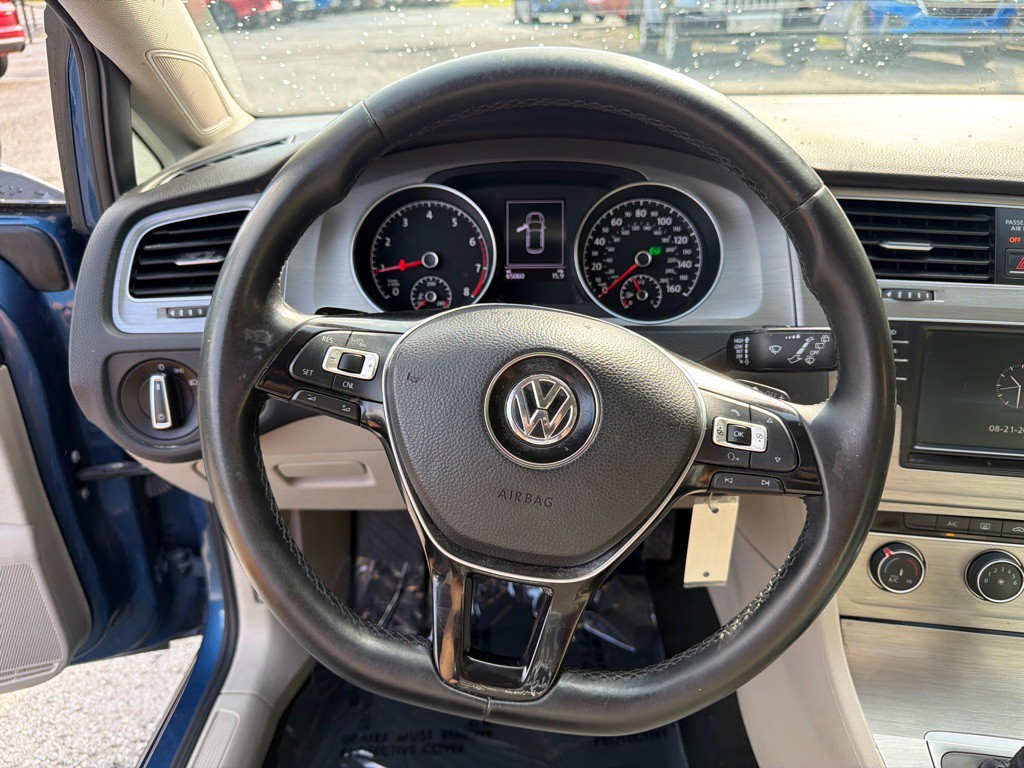 2016 Volkswagen Golf Image 13