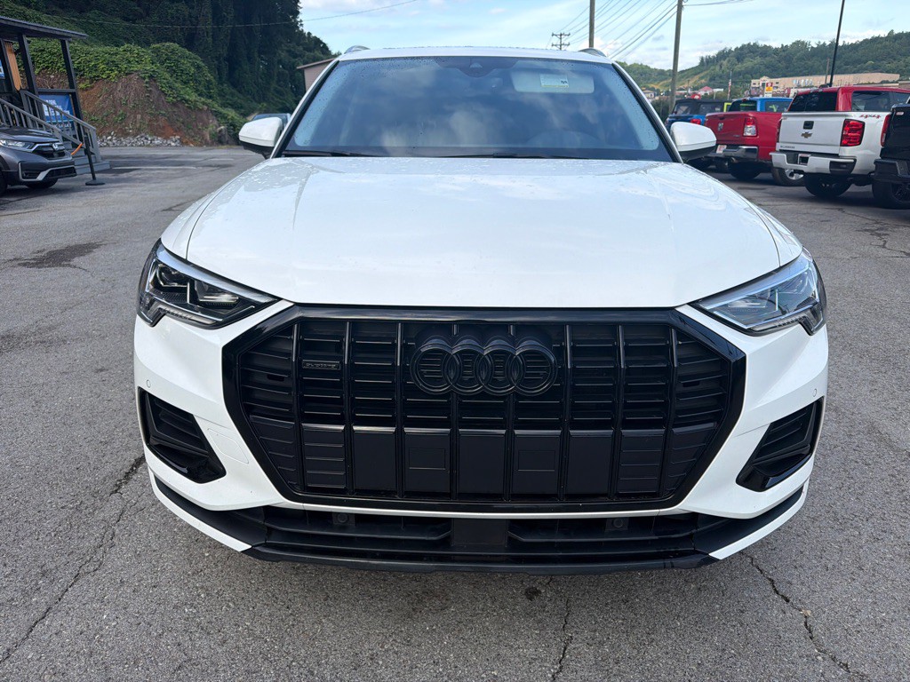 2020 Audi Q3 Image 2