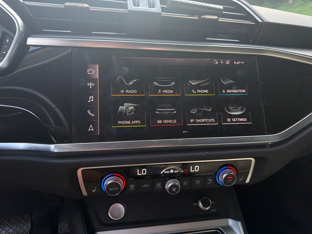 2020 Audi Q3 Image 16