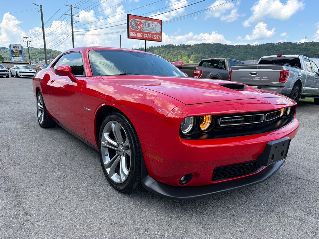 2022 Dodge Challenger Image 1