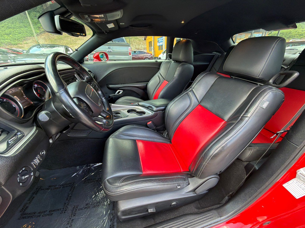 2022 Dodge Challenger Image 21