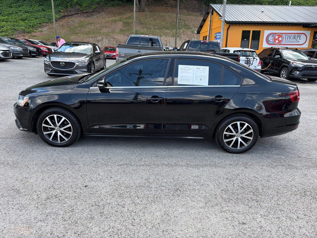 2017 Volkswagen Jetta Image 4