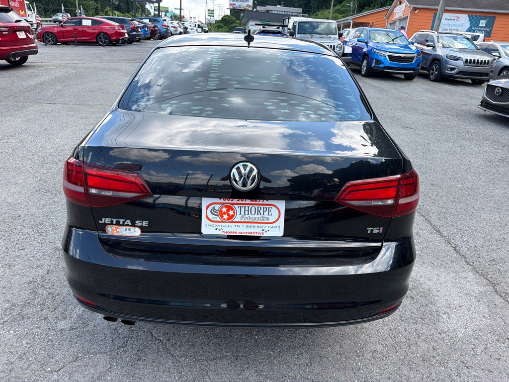 2017 Volkswagen Jetta Image 6