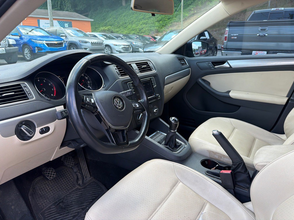 2017 Volkswagen Jetta Image 10