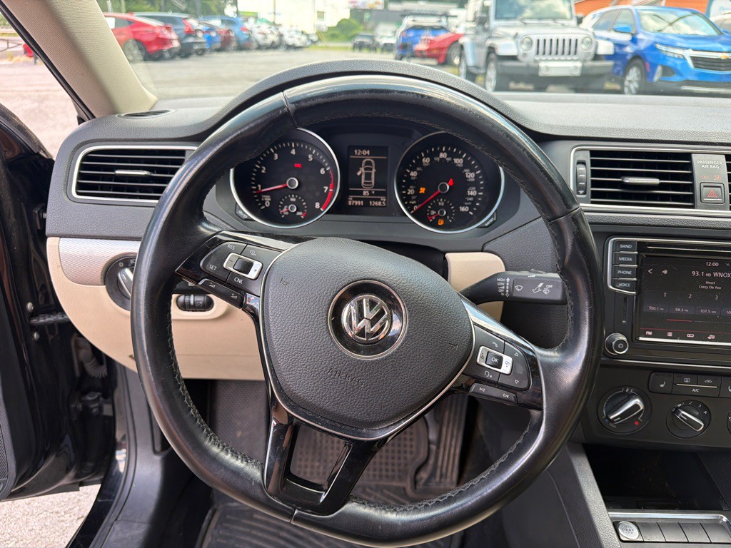 2017 Volkswagen Jetta Image 12
