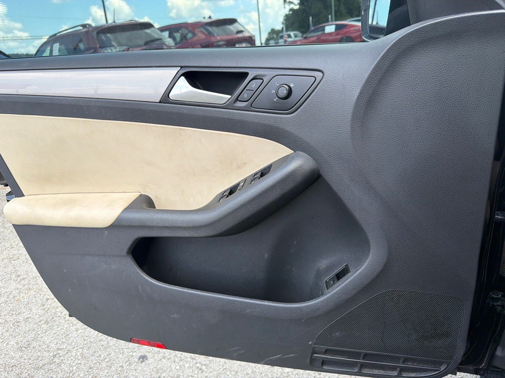 2017 Volkswagen Jetta Image 17