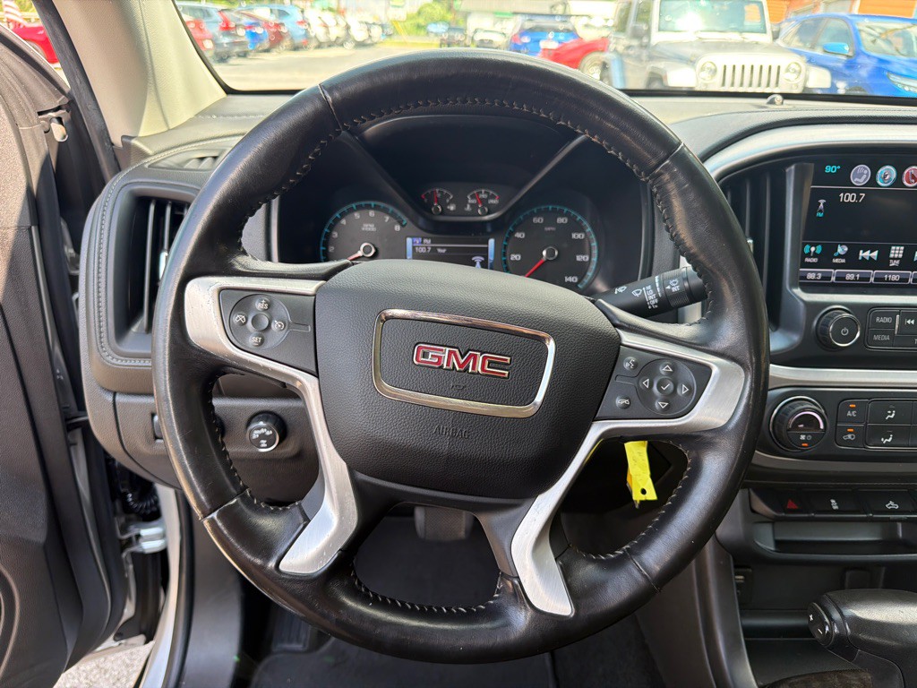 2017 GMC Canyon Image 12