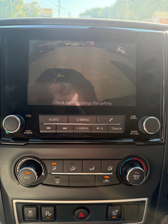 2023 Nissan Titan Image 18