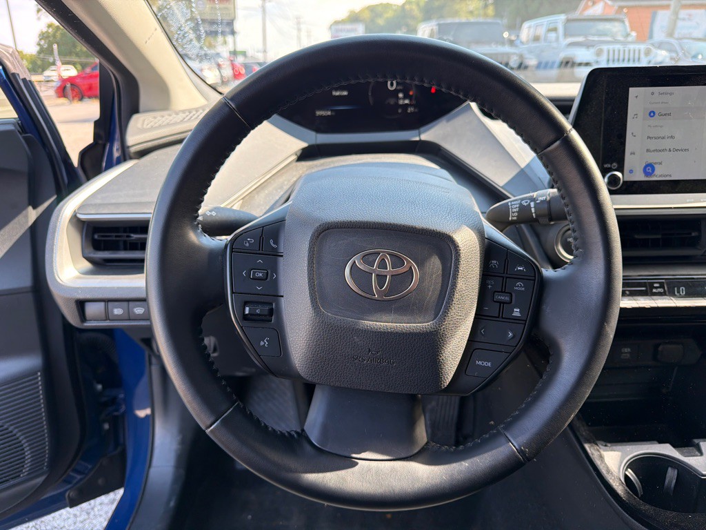 2025 Toyota Prius Image 13