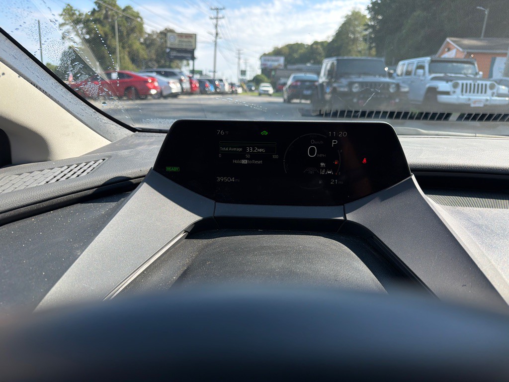 2025 Toyota Prius Image 14