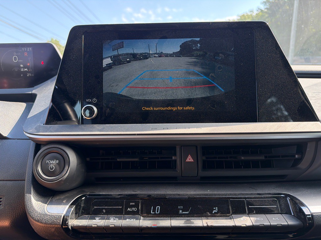 2025 Toyota Prius Image 18