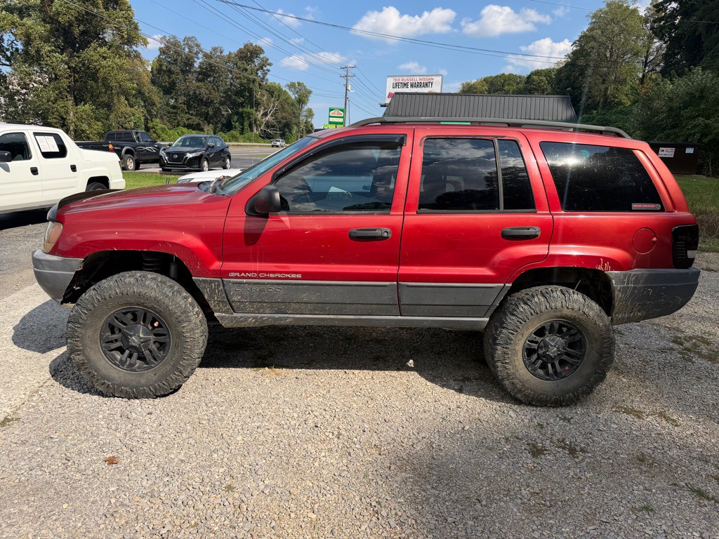 2002 Jeep Grand Cherokee Image 2