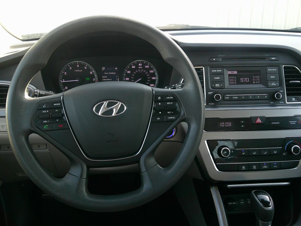 2016 Hyundai Sonata Image 5