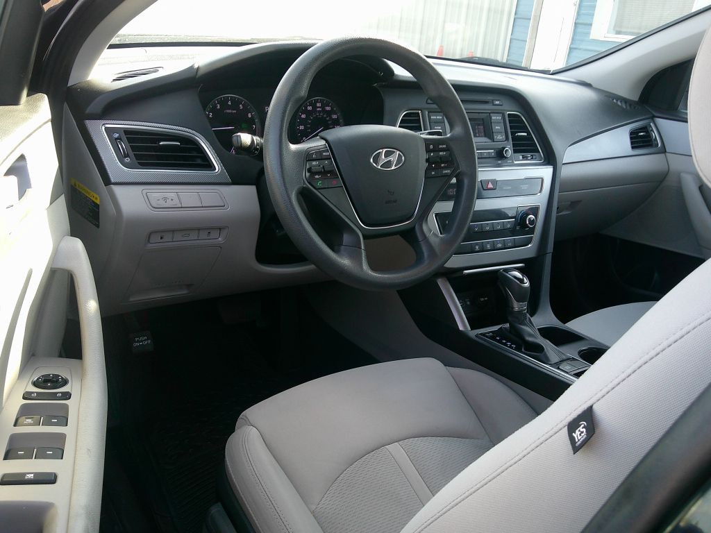 2016 Hyundai Sonata Image 6