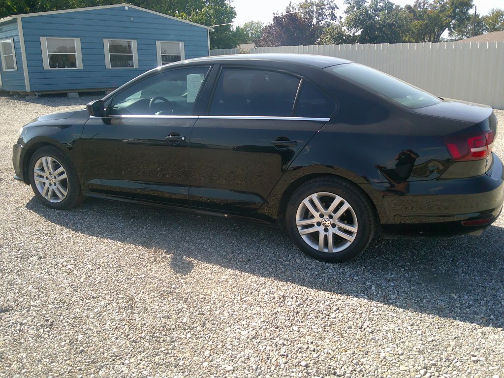 2017 Volkswagen Jetta Image 4