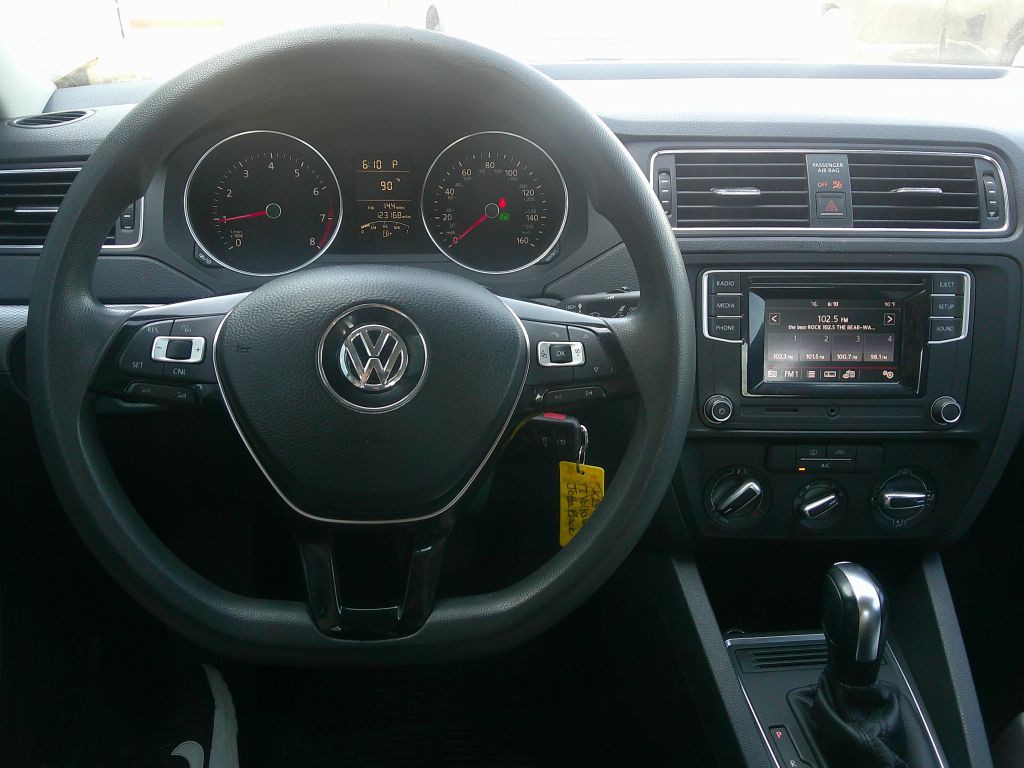 2017 Volkswagen Jetta Image 6