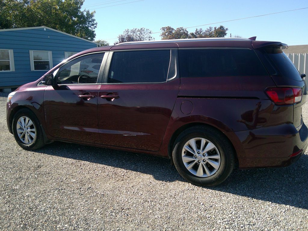2016 Kia Sedona Image 4