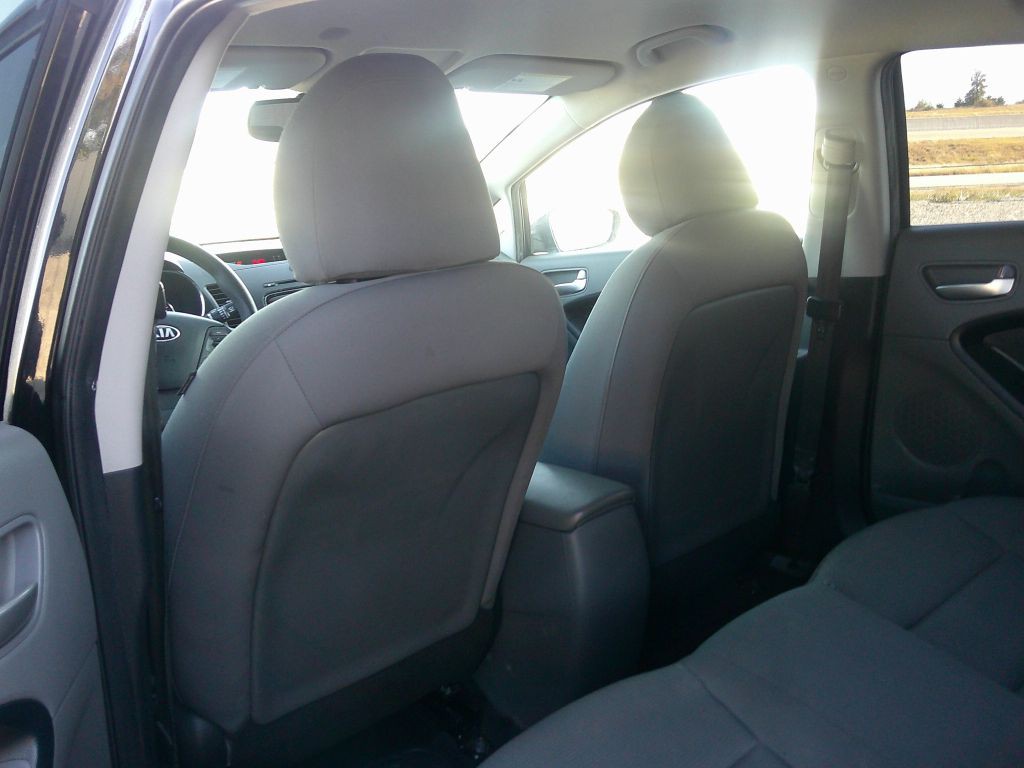 2017 Kia Forte Image 8