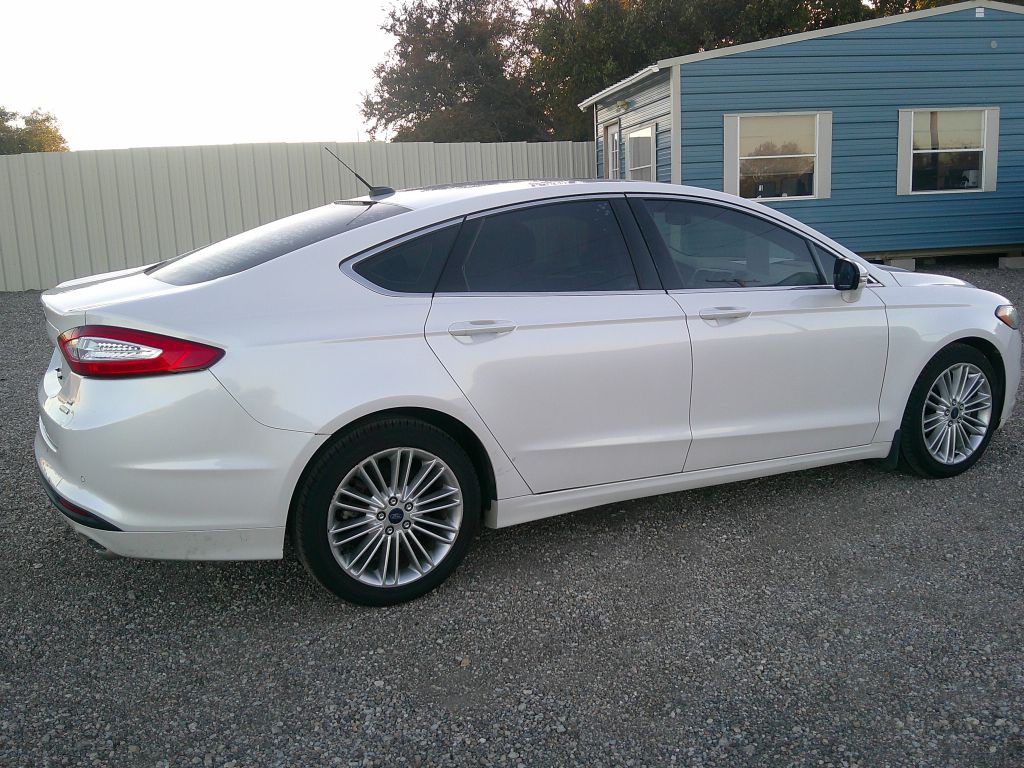 2016 Ford Fusion Image 3