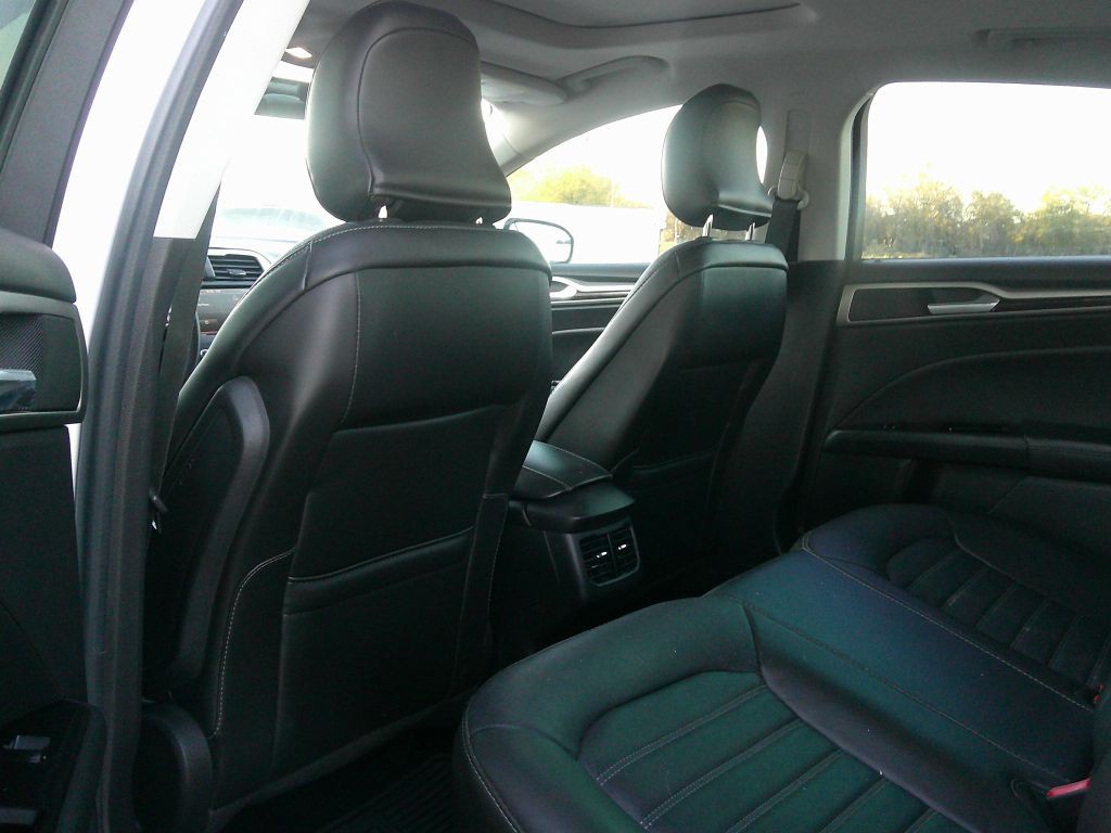 2016 Ford Fusion Image 8