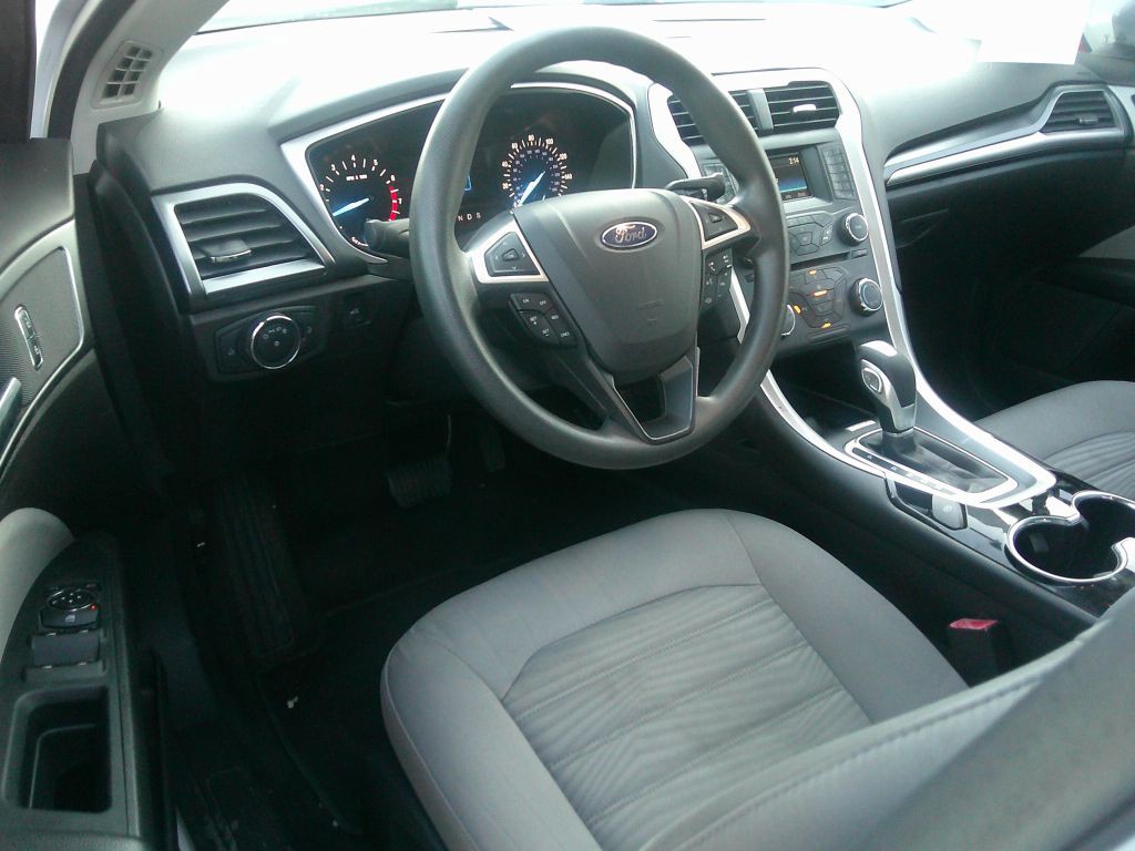 2016 Ford Fusion Image 7